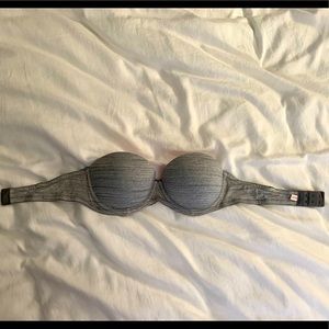 Victoria Secret Pink Wear Everywhere strapless Bra
